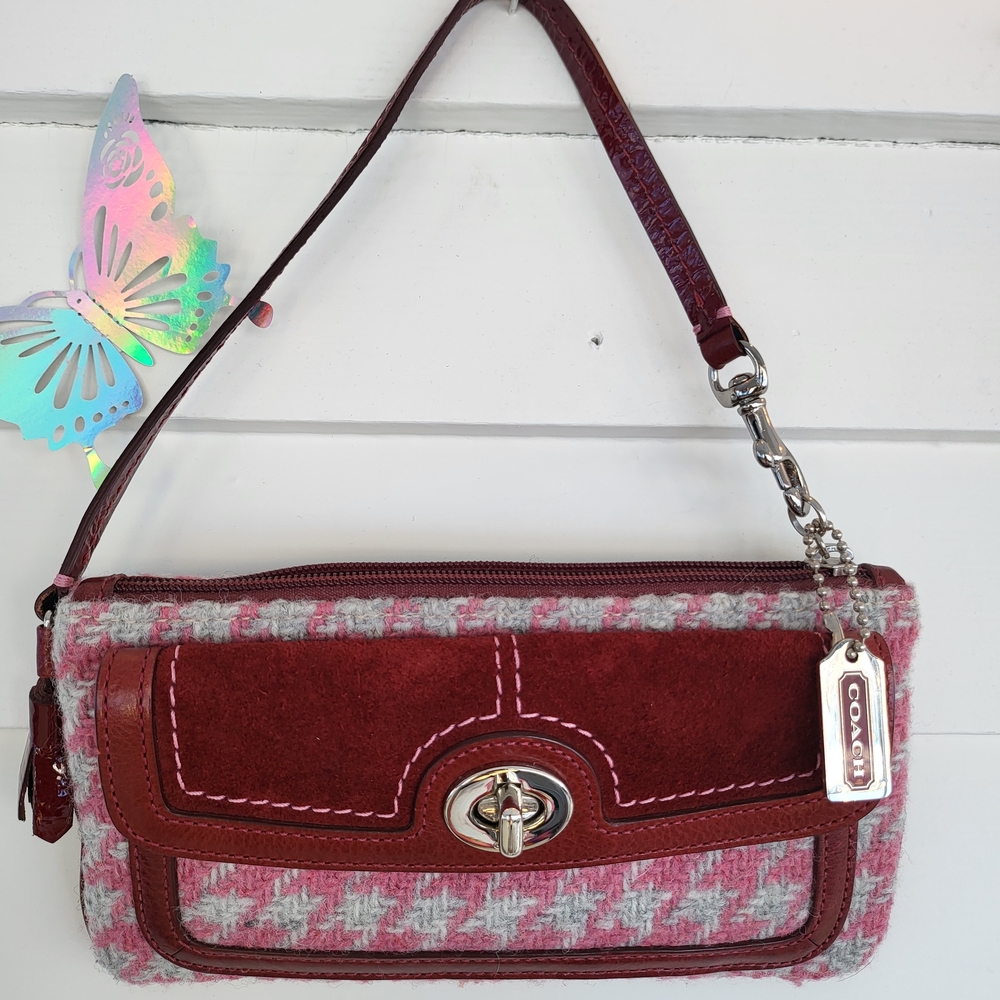 Coach Pink and Burgundy Houndstooth Wristlet Clutch